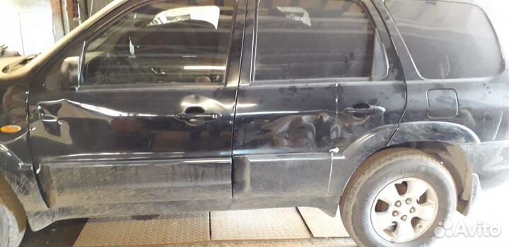 Mazda Tribute 3.0 AT, 2001