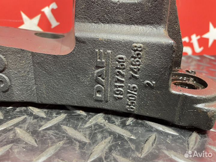 Кронштейн двигателя задний левый Daf XF106