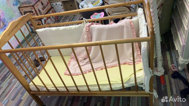 Детская кроватка