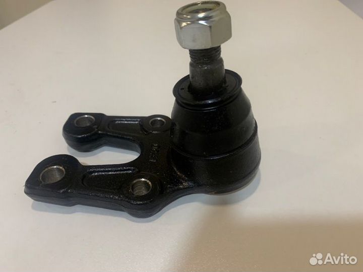 Шаровая опора Toyota Hiace 2004