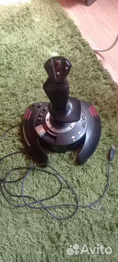 Игровой джойстик для пк thrustmaster