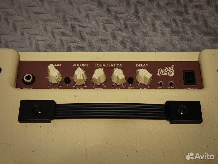 Комбоусилитель Blackstar Debute 15e