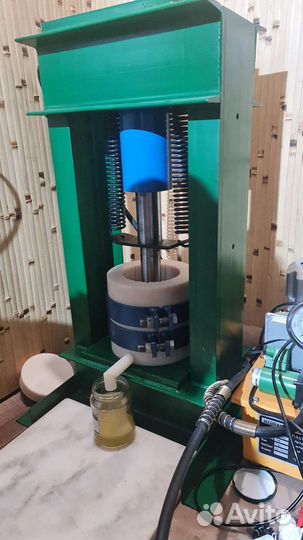 Масло живое - сыродавленное