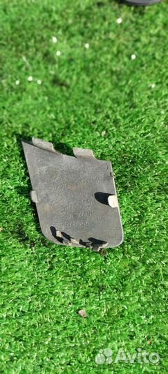 Лягушка буксировочного крюка BMW X1 e84