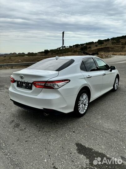 Toyota Camry 2.5 AT, 2019, 210 000 км