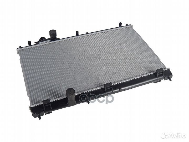 Радиатор системы охлаждения Mitsubishi Outlander