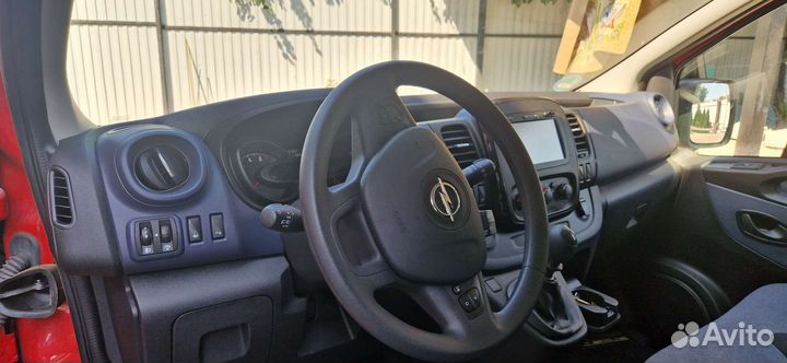 Opel Vivaro 1.6 МТ, 2018, 101 000 км