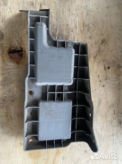 Крепление заднего бампера левый Kia Sorento 1 BL