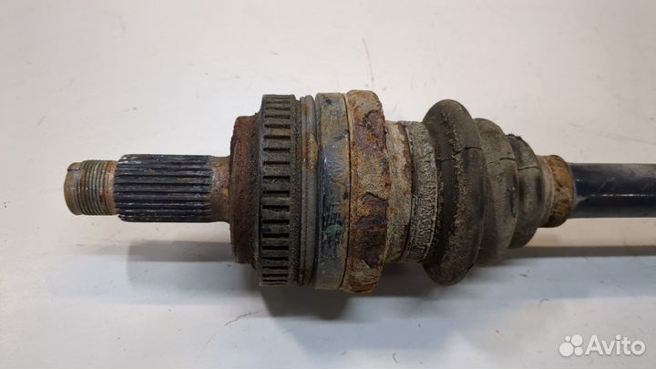 Полуось левая задняя BMW 3 E36