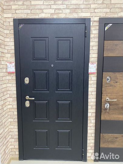 Дверь входная 