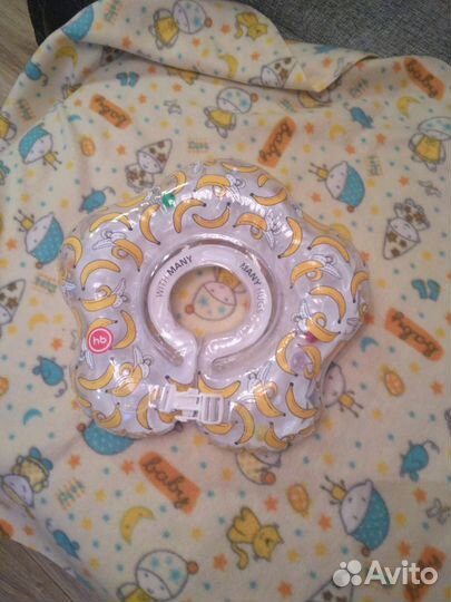 Надувной круг на шею для купания