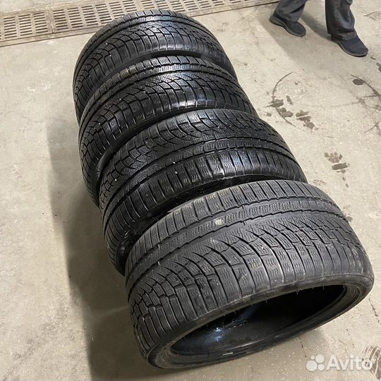 Nokian Tyres WR A4 255/35 R19 96V