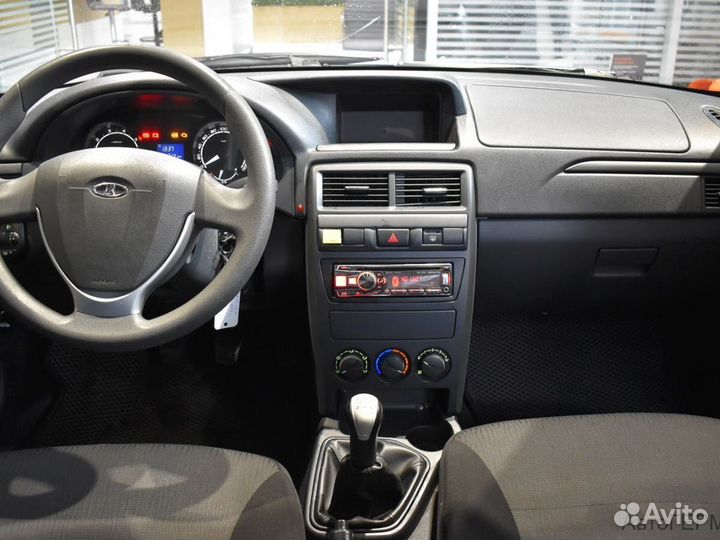 LADA Priora 1.6 МТ, 2017, 194 214 км