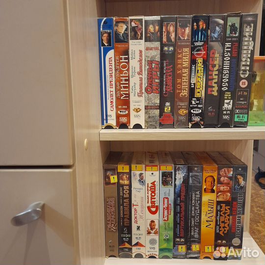 Видеокассеты
