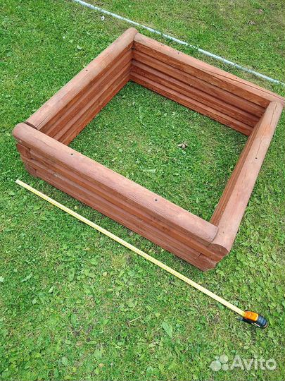 Клумба 91х91 см