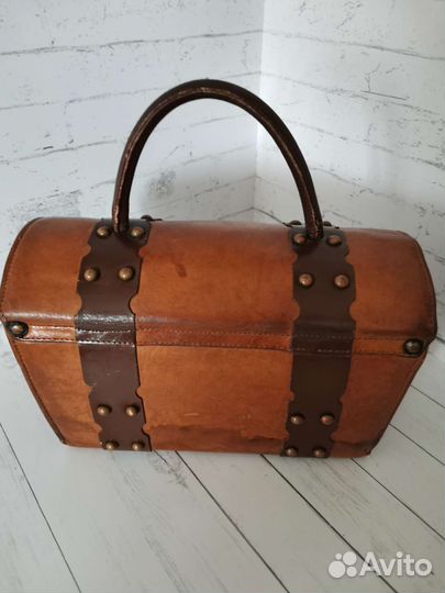 Сумка (саквояж) натуральная кожа 50e