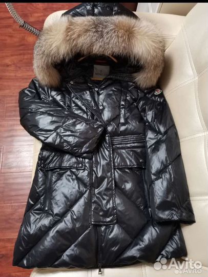 Пуховик Moncler