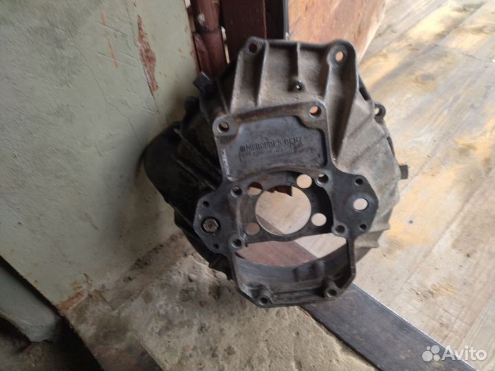 Кожух сцепления mercedes