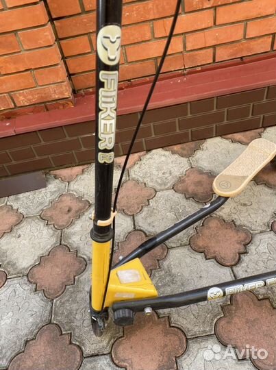 Инерционный самокат Fliker F3