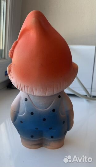 Гном игрушка