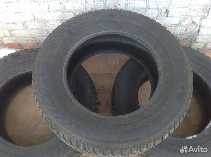 Nokian Tyres Hakkapeliitta 5 285/60 R18