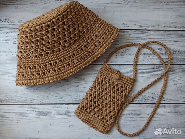 Панама из рафии