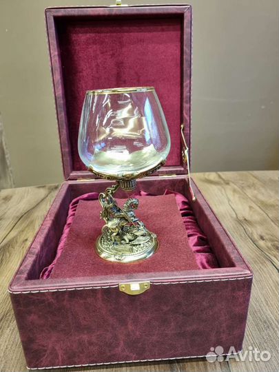 Бокалы в подарок