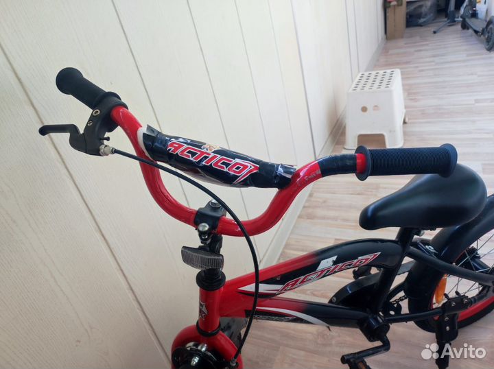 Детский велосипед 16