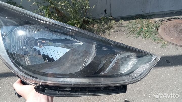 Hyundai solaris фара 2021