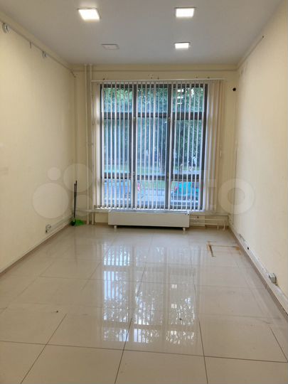 Торговая площадь, 17 м²