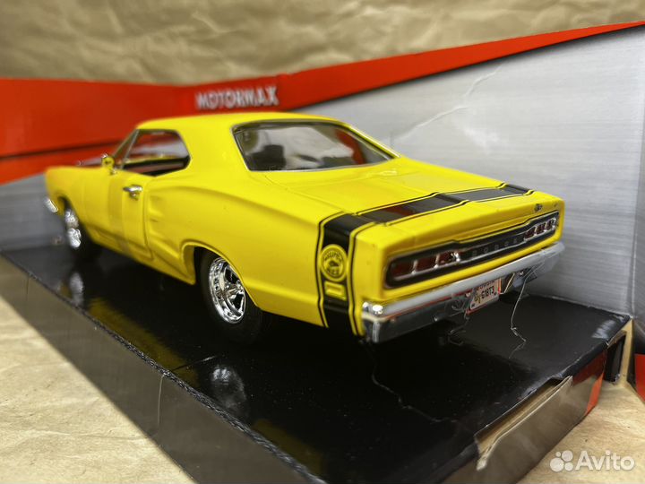 Dodge Coronet Super Bee 1969 1/24 MotorMax