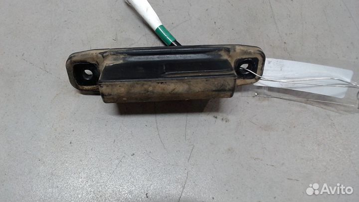 Кнопка багажника Toyota Highlander 2, 2010