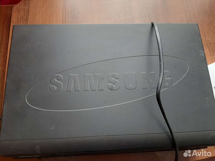 Видеомагнитофон