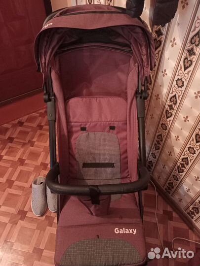 Прогулочная коляска