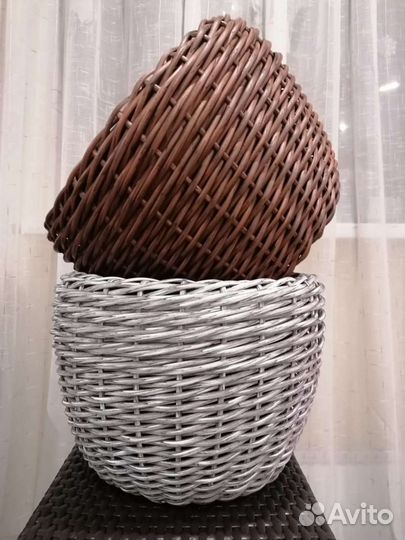 Кашпо из ротанга