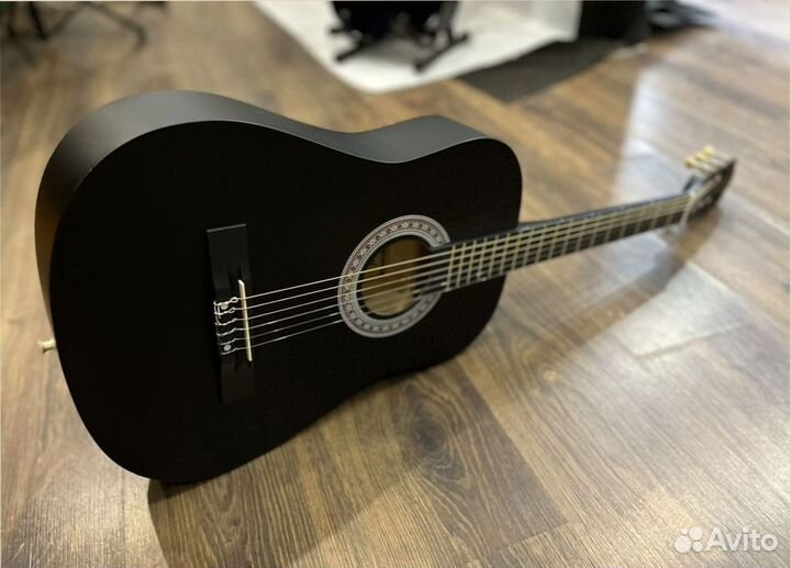 Гитара классическая новая