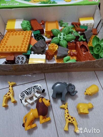 Развивающие игрушки пакетом