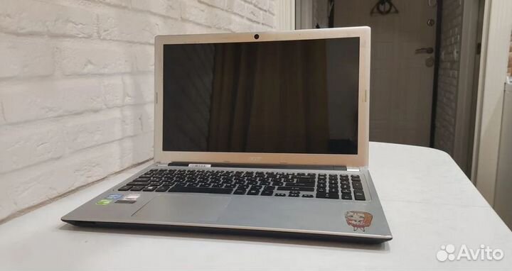 Ноутбук Acer (Процессор i5, Видеокарта 2 Гб )