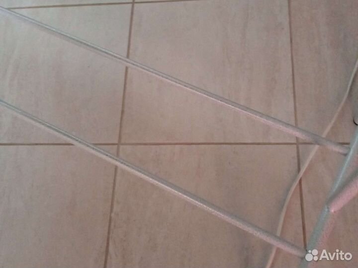 Вешалка для одежды напольная