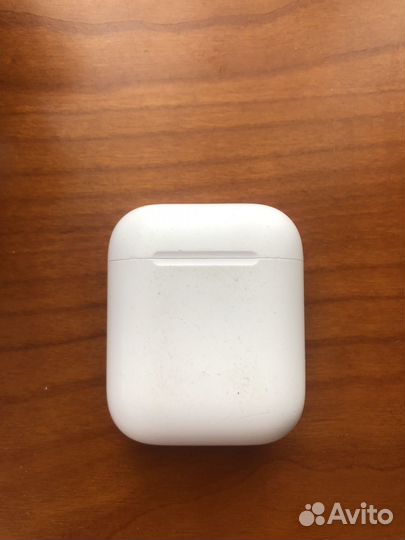 Airpods 2 (только кейс) оригинал