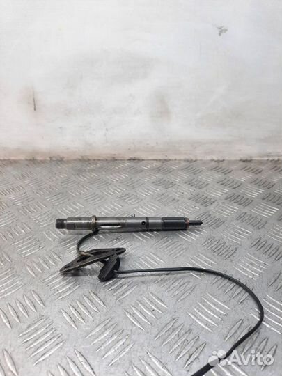 Форсунка Volkswagen Passat седан 2.5 AKN 2001