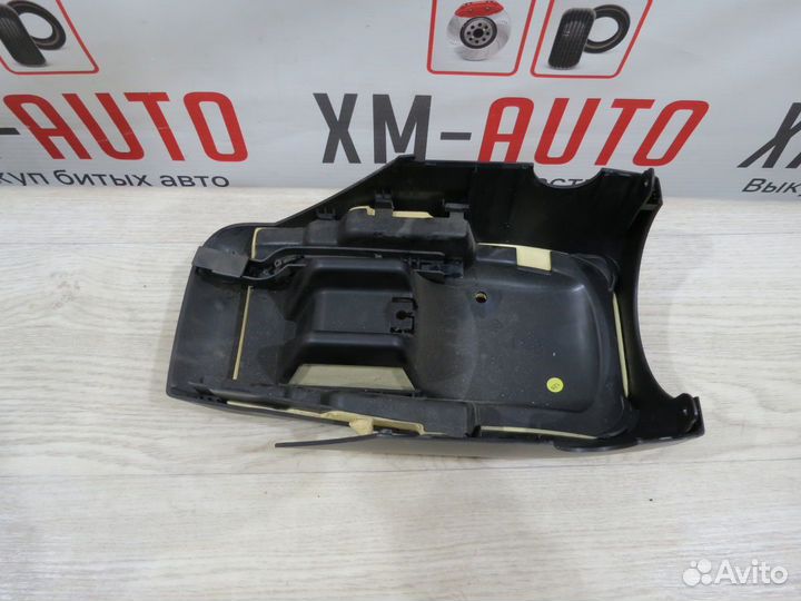 Кожух рулевой колонки Audi A7