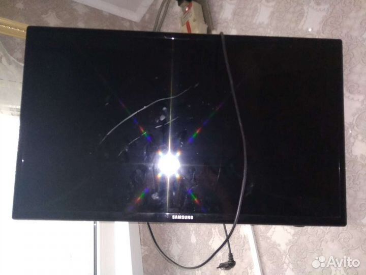 Телевизор samsung