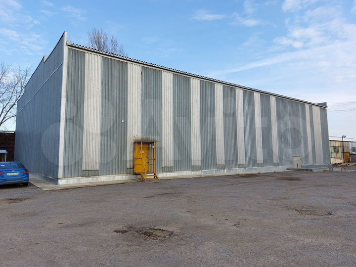 Склад, 876 м²