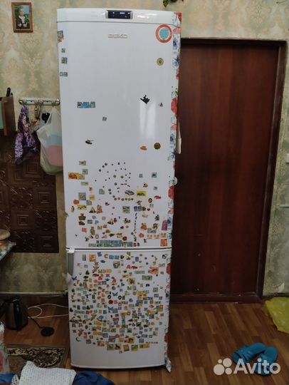 Холодильник бу Веко