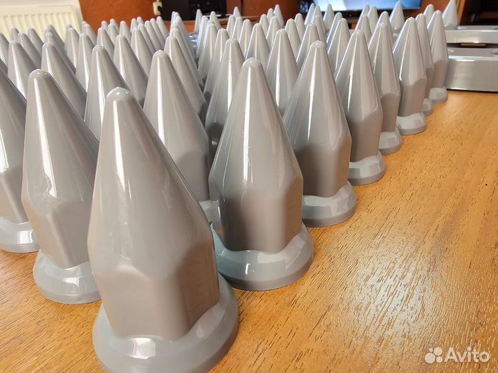 Серые Колпаки Пики К-кт 100 шт 32 мм