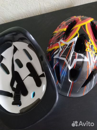 Каска для туризма