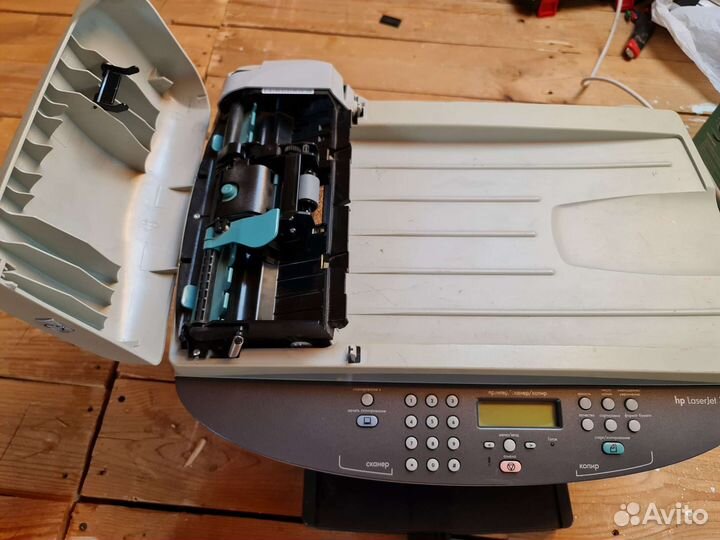 Принтер HP Laserjet 3020