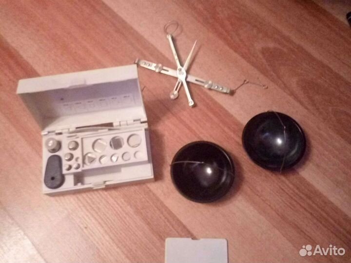 Ювелирные весы