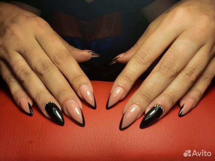 Мастер маникюра и педикюра